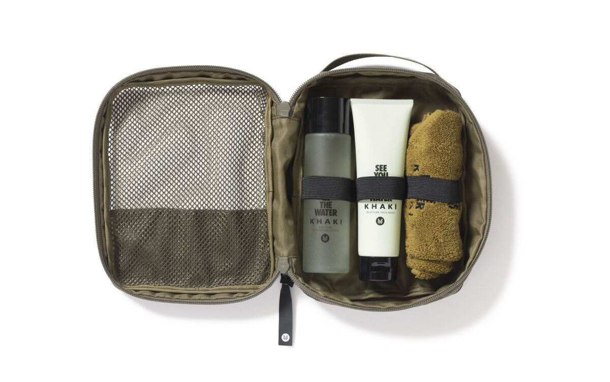 KHAKI 【MAGIC NUMBER×KHAKI】ポーチ入りスキンケアセット