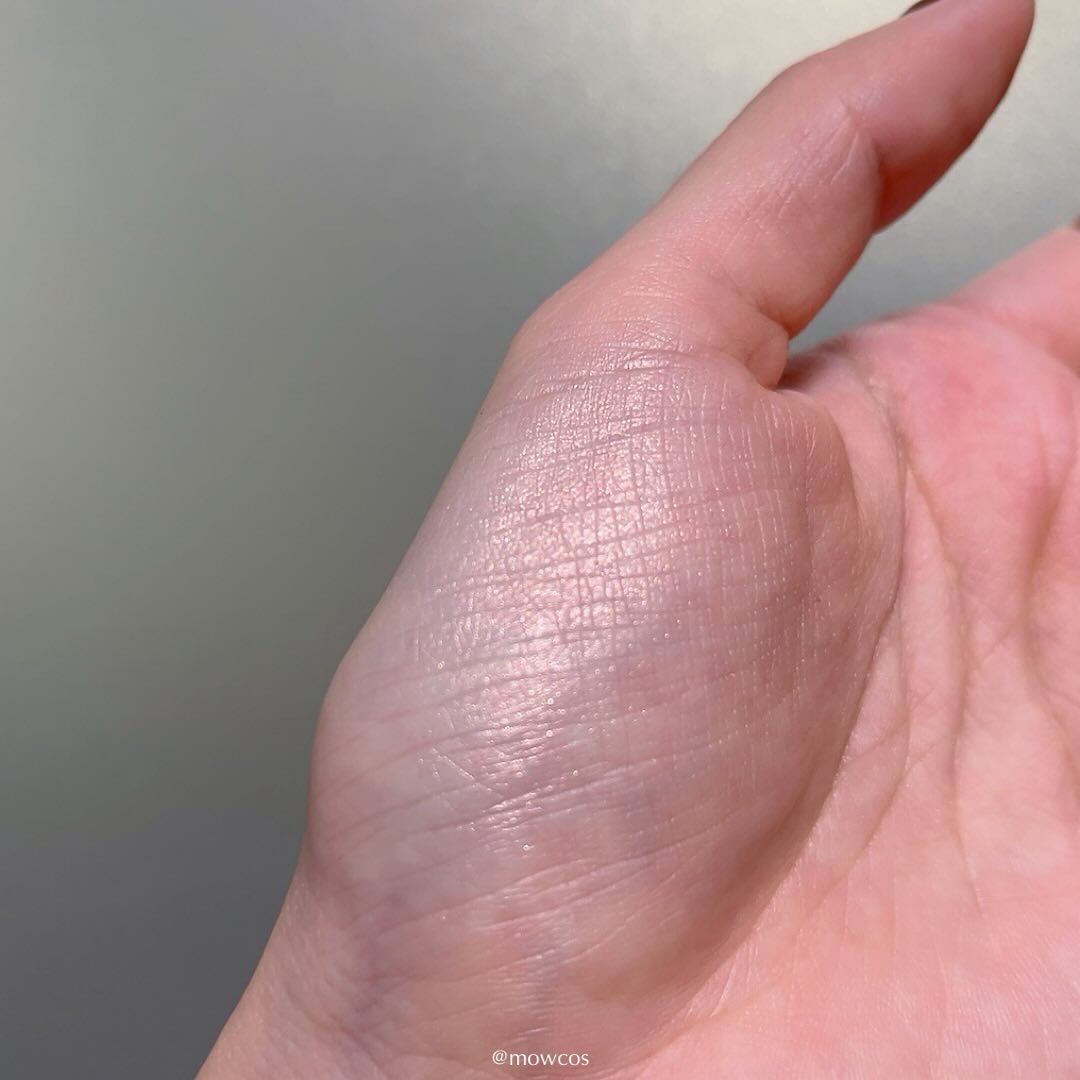 ラックスグロウハイライター 01 シャインベージュ/dasique/パウダーハイライトを使ったクチコミ（2枚目）