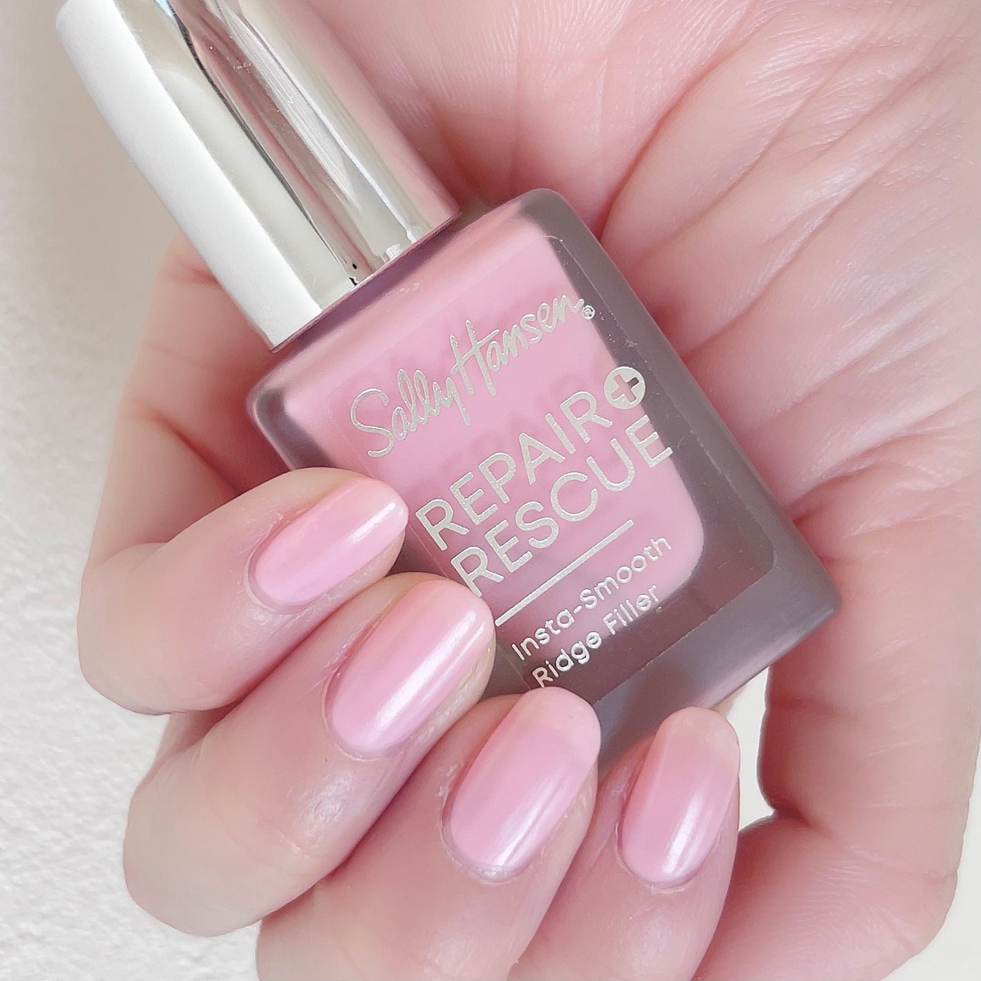 インスタ スムース リッジ フィラー/サリーハンセン/ネイルベースコートを使ったクチコミ(2枚目)