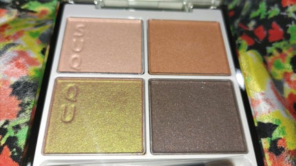 シグニチャー カラー アイズ/SUQQU/アイシャドウパレットを使ったクチコミ(4枚目)