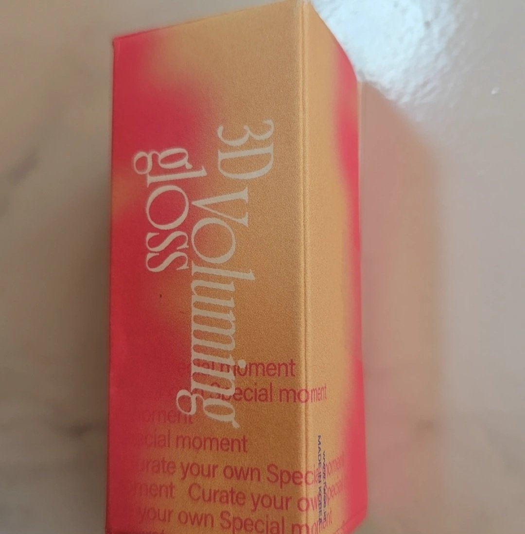 フィー 3Dボリューミンググロス/fwee/リップグロスを使ったクチコミ(4枚目)