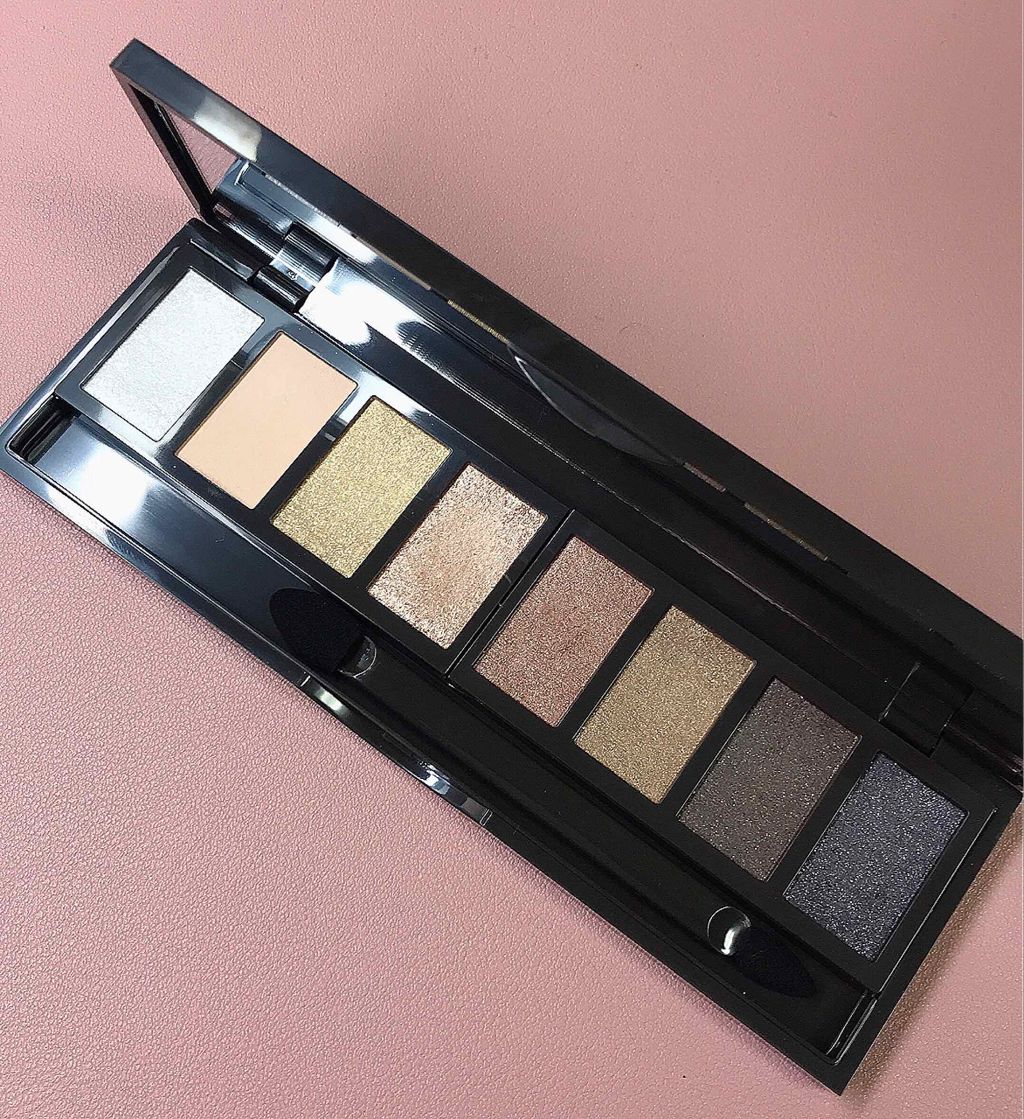 グラマラスリッチ アイパレット (クリスマスコフレ 2018)/Visée/メイクアップキットを使ったクチコミ（2枚目）