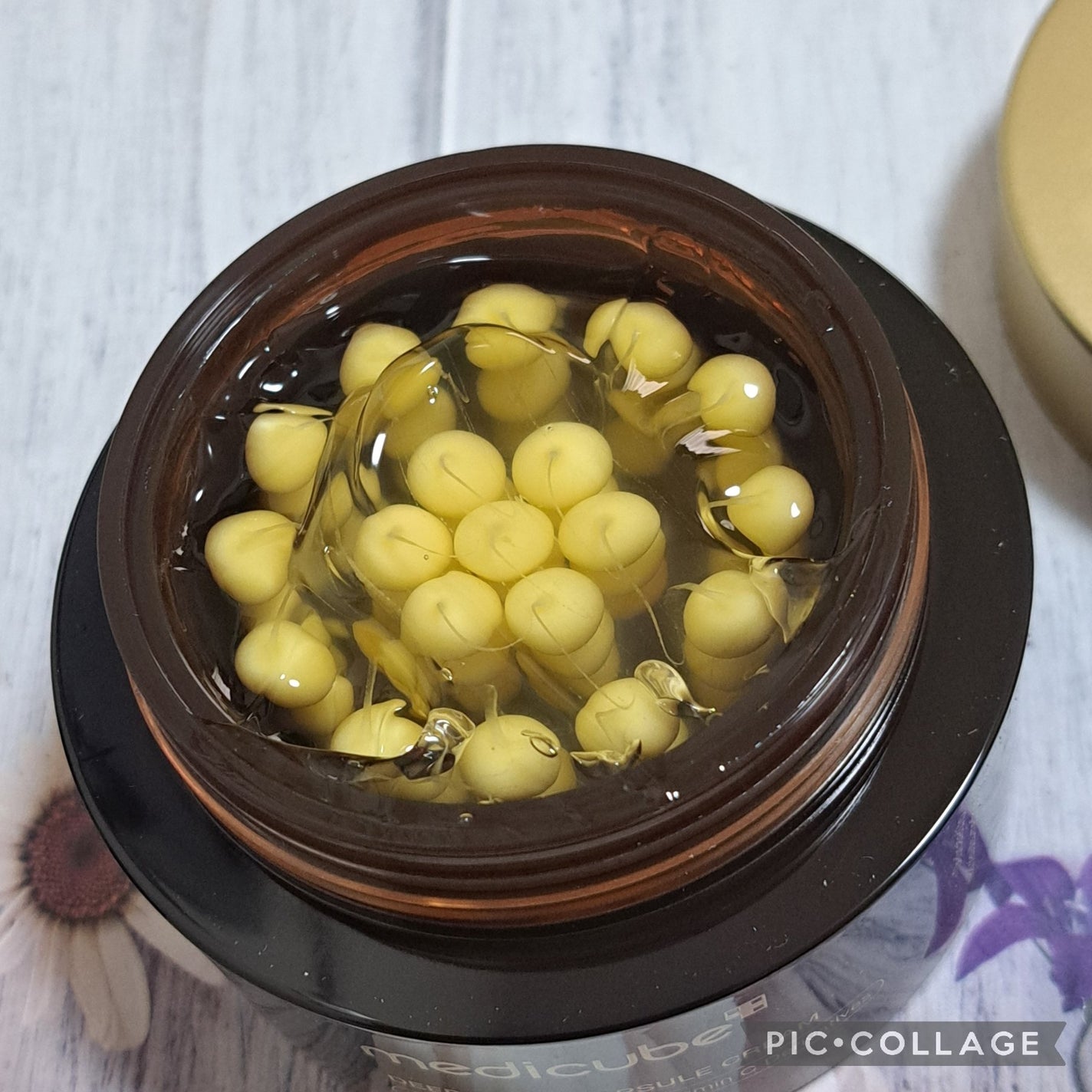 ディープビタCカプセルクリーム/MEDICUBE/フェイスクリームを使ったクチコミ(2枚目)