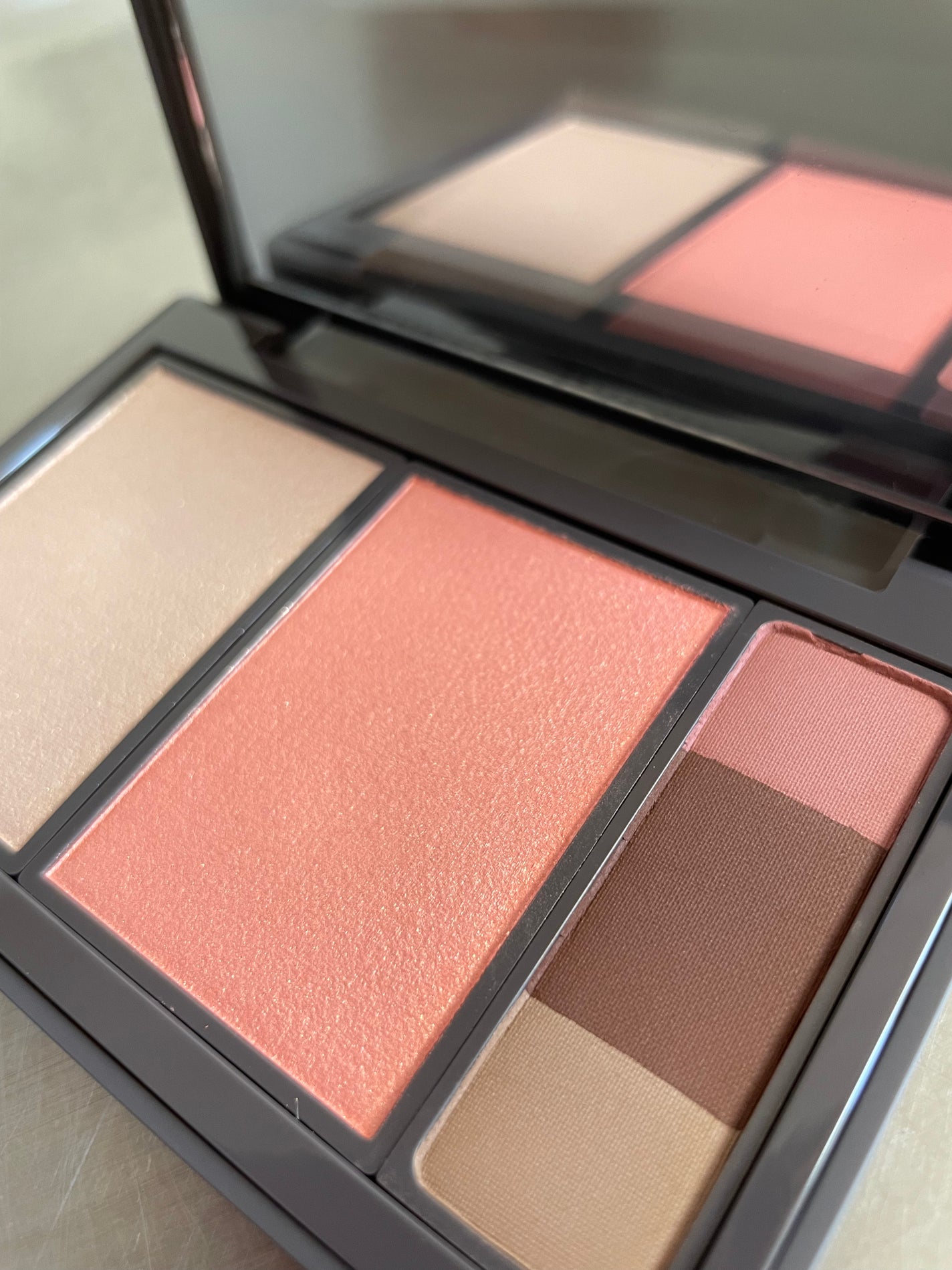 プランクトン on LIPS 「#ステイアシュール スプリングこれは良い!きれいですよ。特に..」(2枚目)