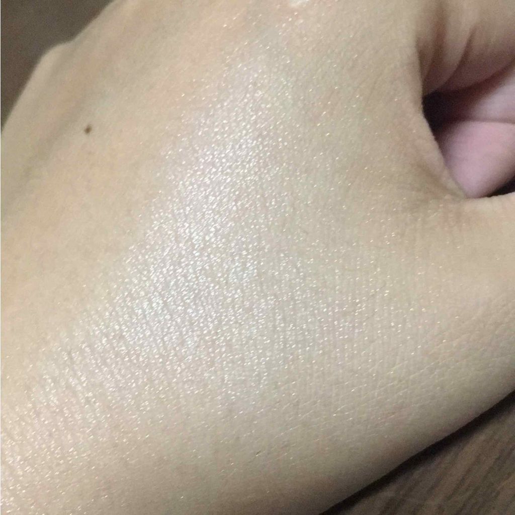 パールグロウハイライト/CEZANNE/パウダーハイライトを使ったクチコミ（2枚目）