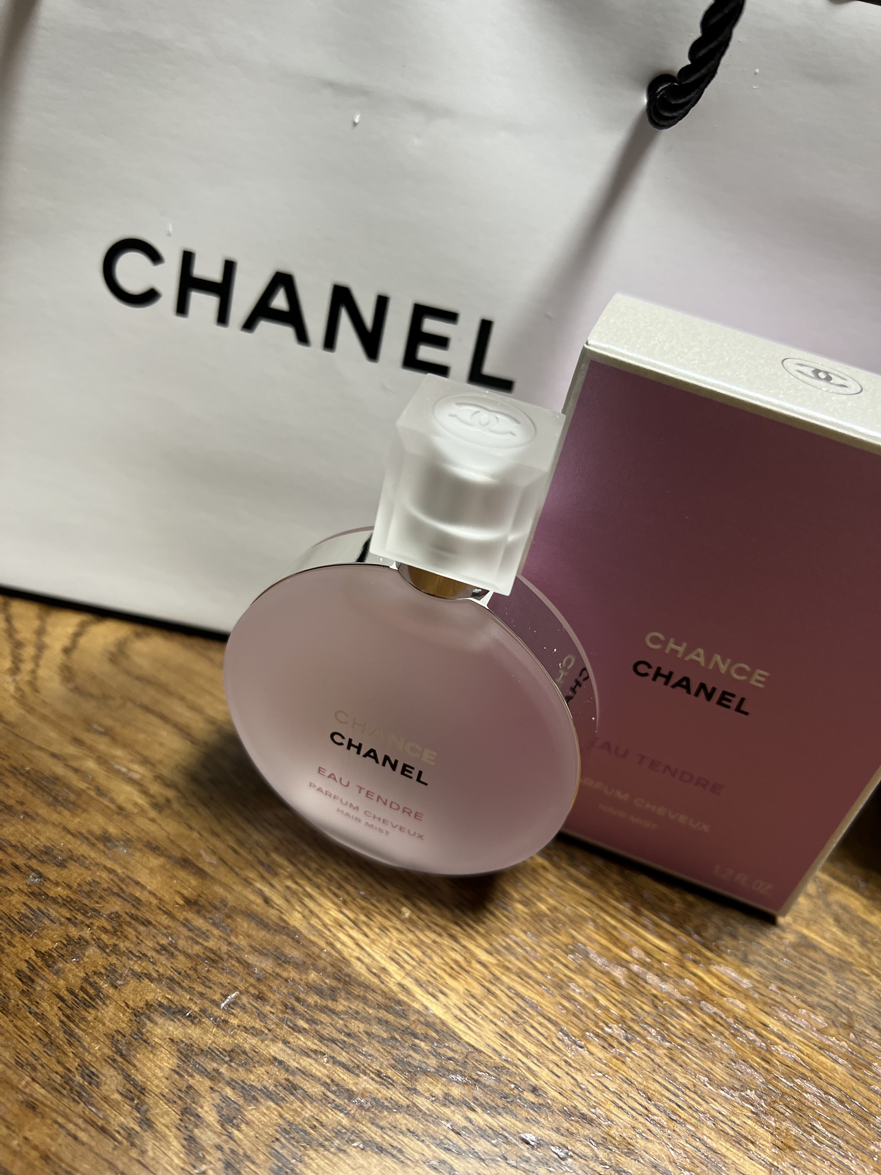 チャンス オー タンドゥル ヘア ミスト/CHANEL/ヘアミストを使ったクチコミ（3枚目）