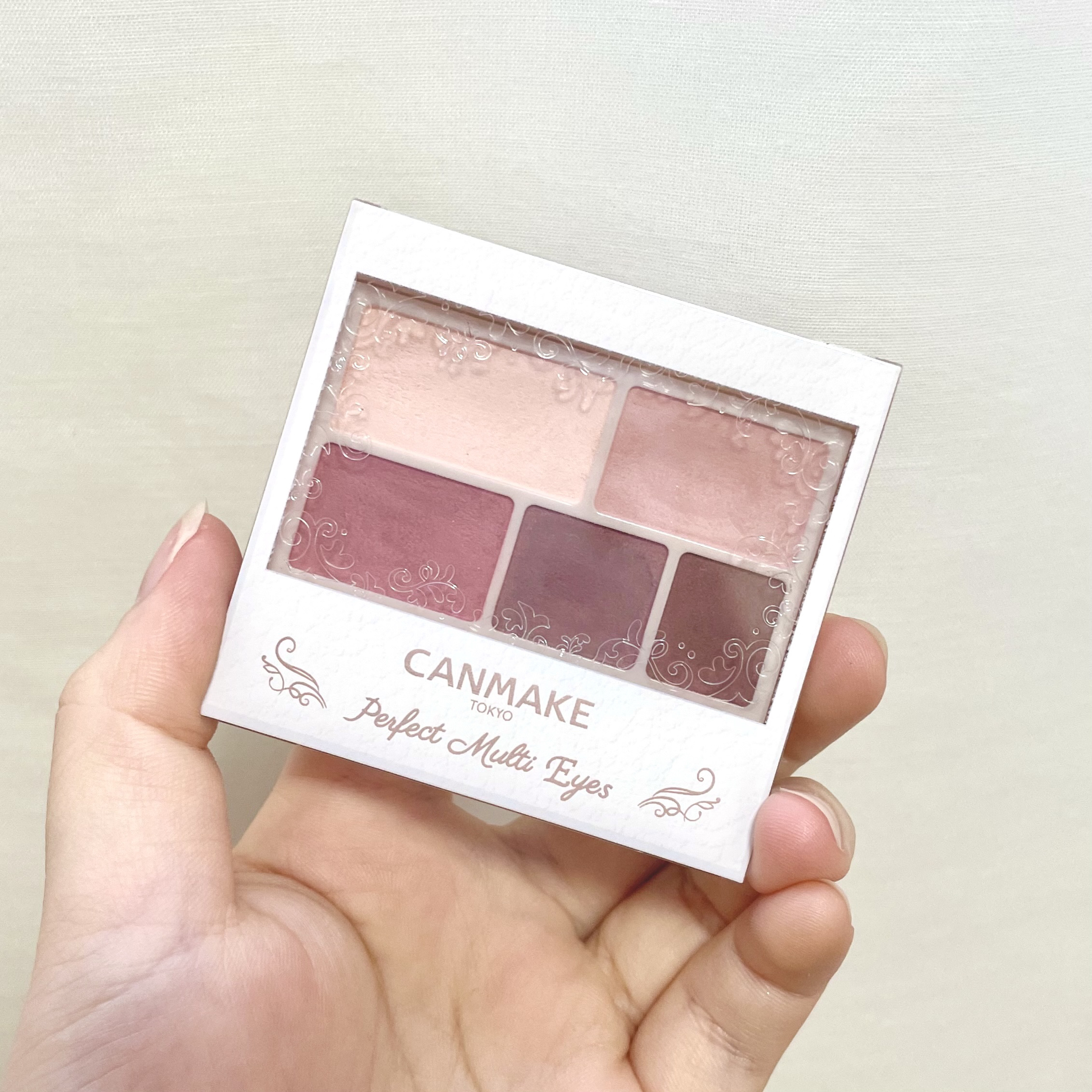 パーフェクトマルチアイズ/キャンメイク/アイシャドウパレットを使ったクチコミ（2枚目）