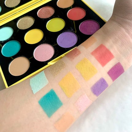 スモール アイシャドウ × 12 (ボタニック パニック)/M・A・C/アイシャドウパレットを使ったクチコミ(2枚目)