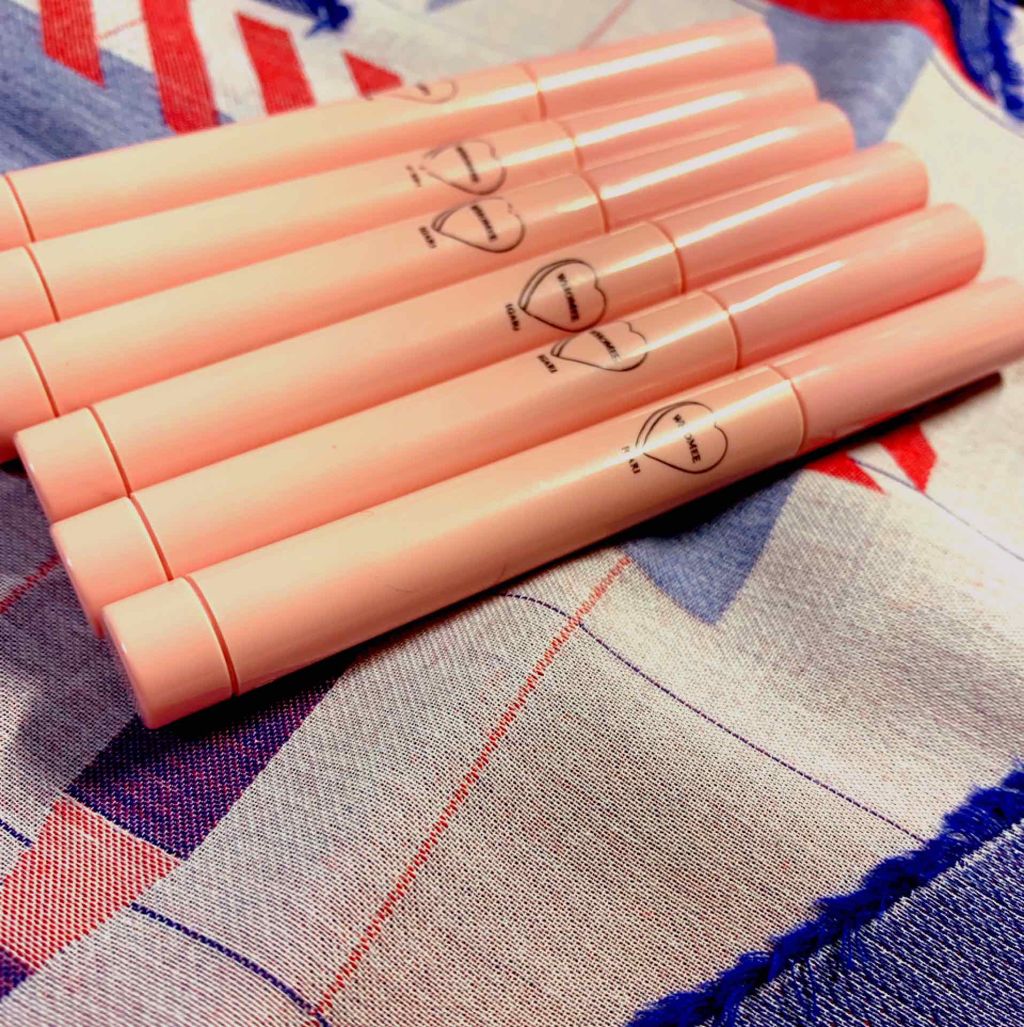 マットリップクレヨン/WHOMEE/口紅を使ったクチコミ(1枚目)