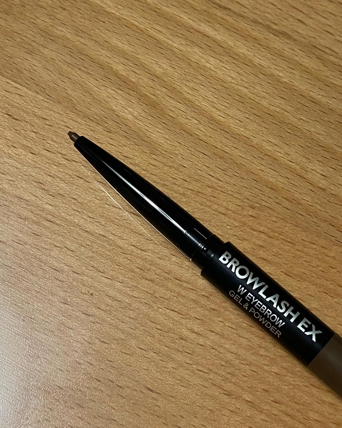ブロウラッシュEX ウォーターストロング Wアイブロウ (ジェルペンシル＆パウダー) ロイヤルブラウン/ブロウラッシュ/パウダーアイブロウを使ったクチコミ（2枚目）