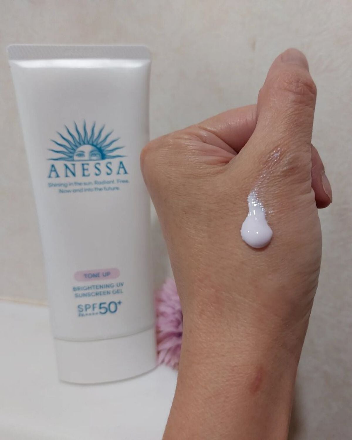 ブライトニングUV ジェル N/アネッサ/化粧下地を使ったクチコミ(2枚目)