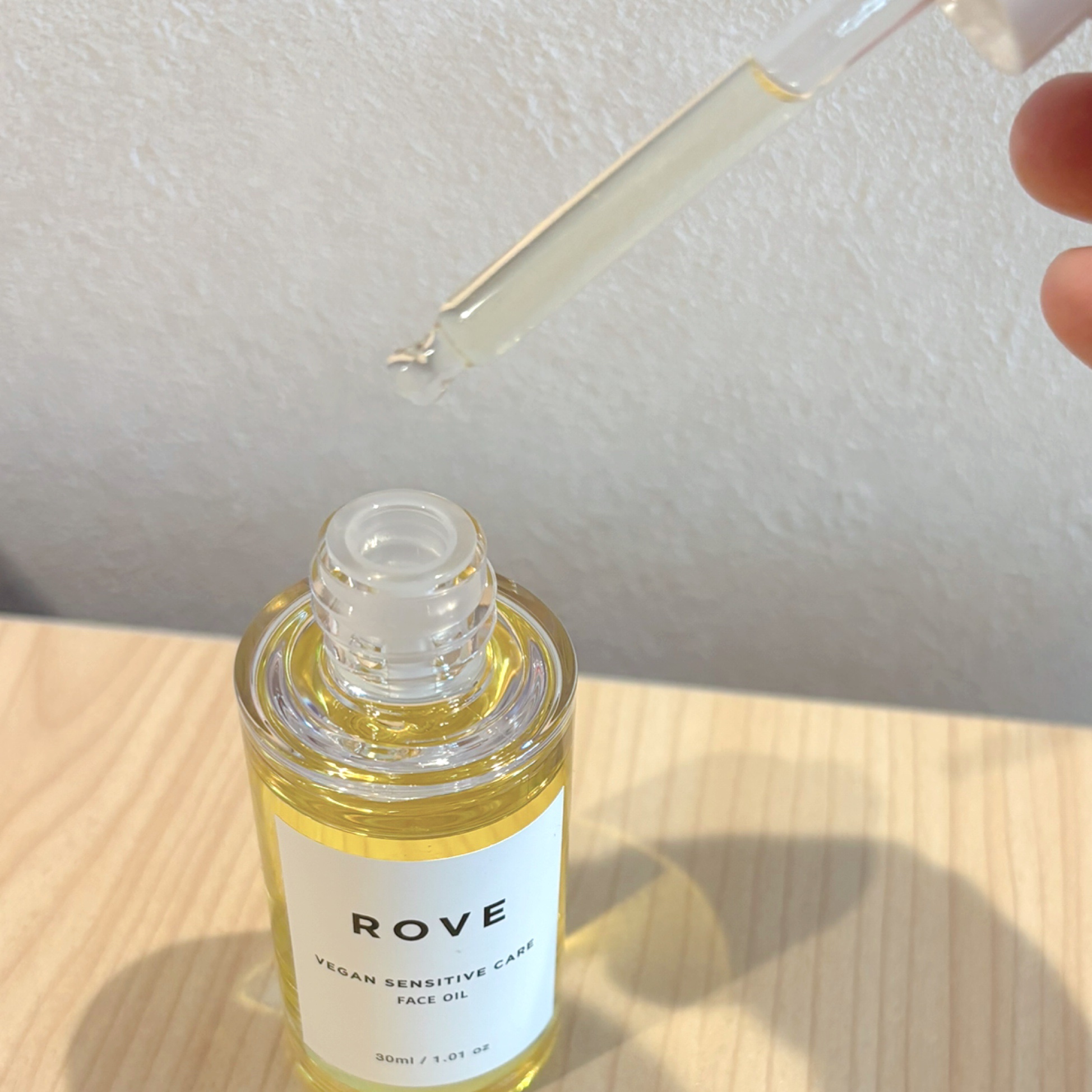 ヴィーガン センシティブケア フェイスオイル/ROVE/フェイスオイルを使ったクチコミ（2枚目）
