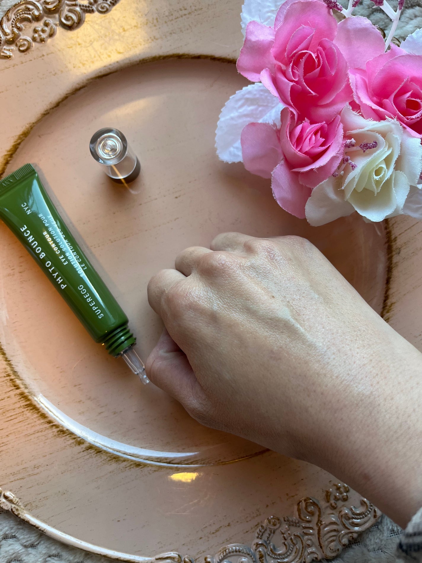 フィト バウンス アイ コントアー ソリューション/SUPEREGG /アイケア・アイクリームを使ったクチコミ(3枚目)