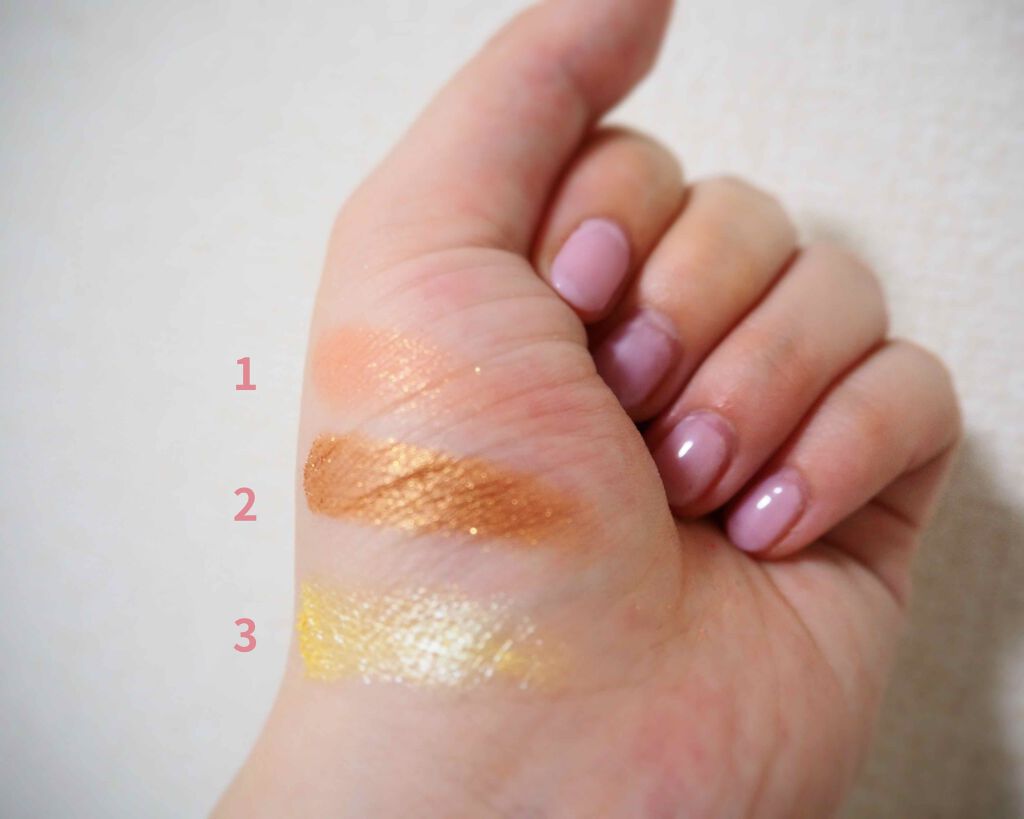 UR GLAM　POWDER EYESHADOW/U R GLAM/単色アイシャドウを使ったクチコミ（2枚目）