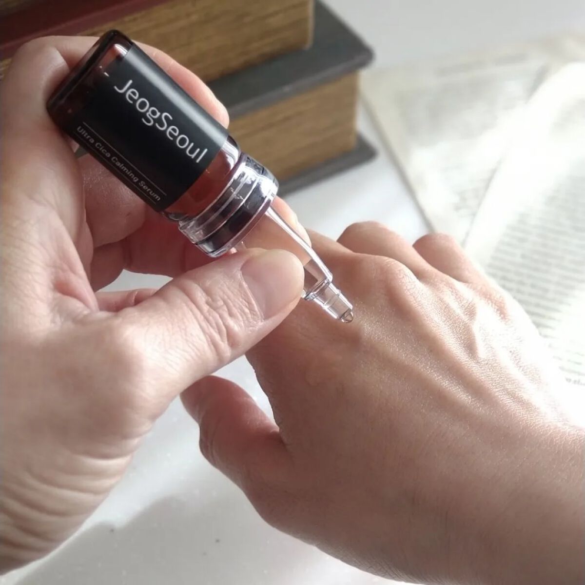 ウルトラシカ カーミングセラム/JeogSeoul/美容液を使ったクチコミ（2枚目）