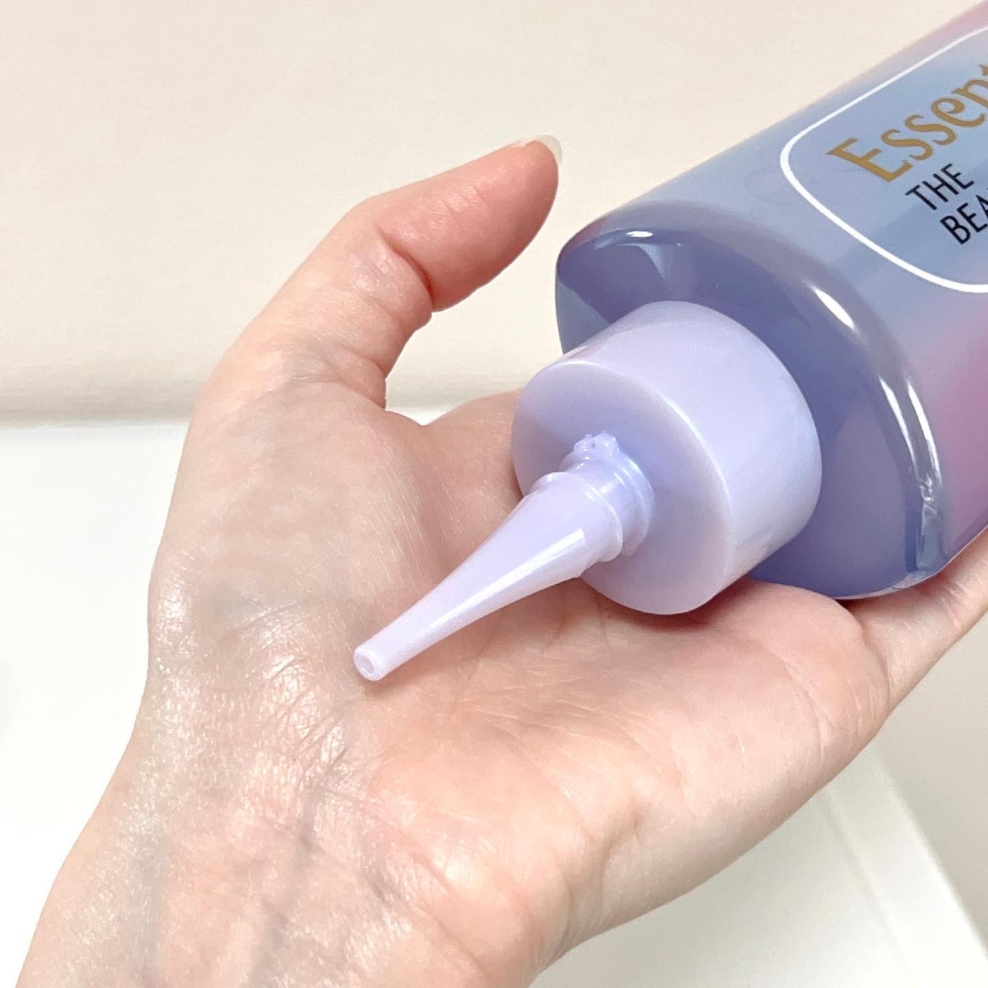 エッセンシャル プレミアム ウォータートリートメント ナチュラルモイスト/エッセンシャル/アウトバストリートメントを使ったクチコミ(2枚目)