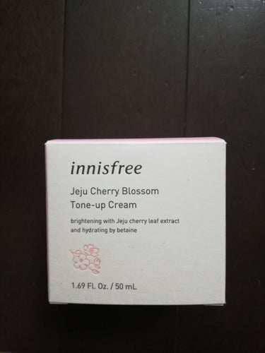 チェジュ チェリーブロッサム トーンアップクリーム/innisfree/化粧下地を使ったクチコミ（1枚目）