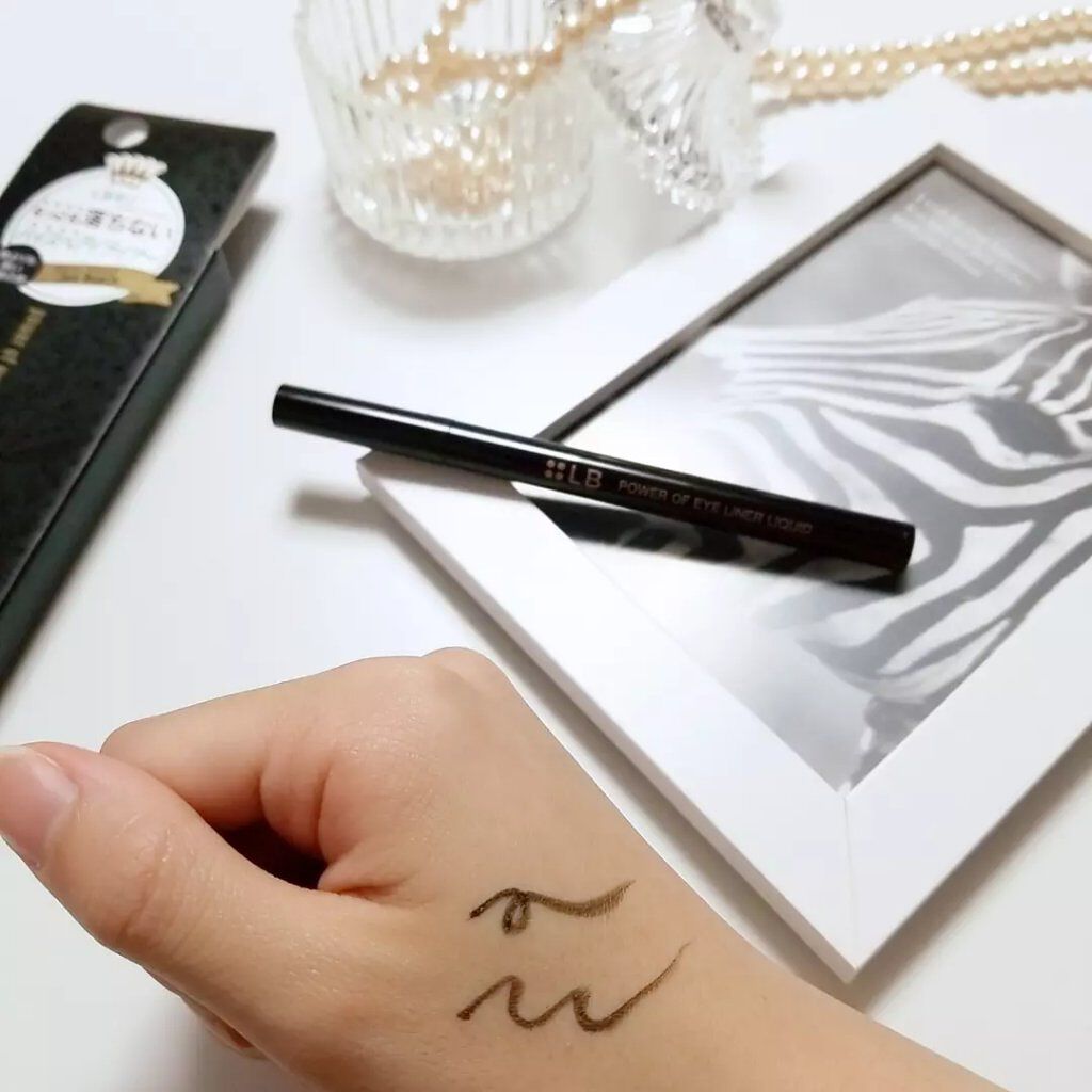 パワーオブアイライナー リキッド/LB/リキッドアイライナーを使ったクチコミ(3枚目)