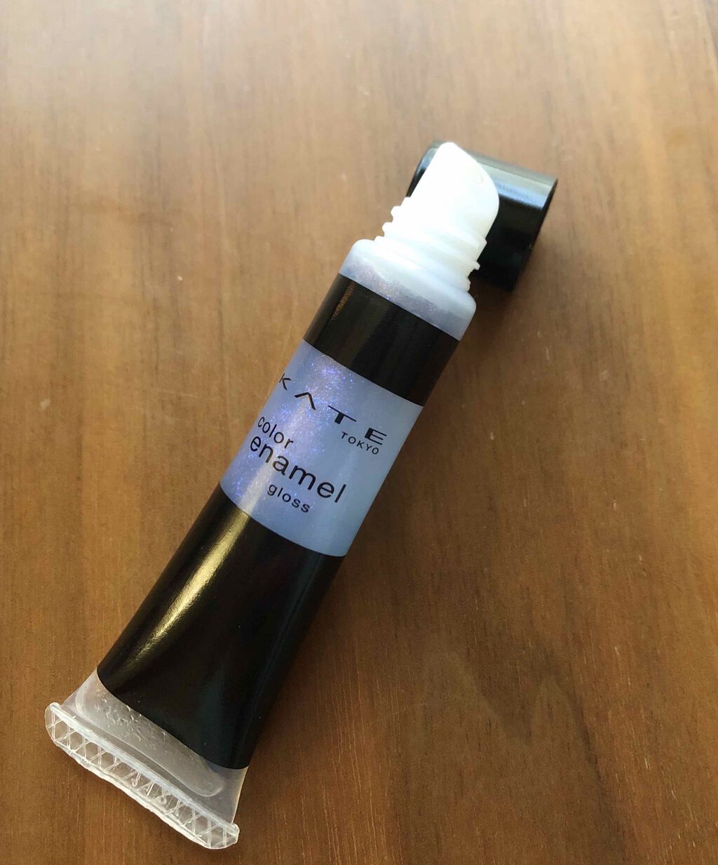 カラーエナメルグロス/KATE/リップグロスを使ったクチコミ(2枚目)