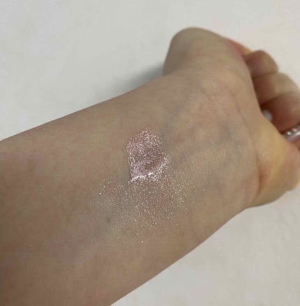 スパークリングアイグロス/スウィーツ スウィーツ/リキッドアイシャドウを使ったクチコミ(2枚目)