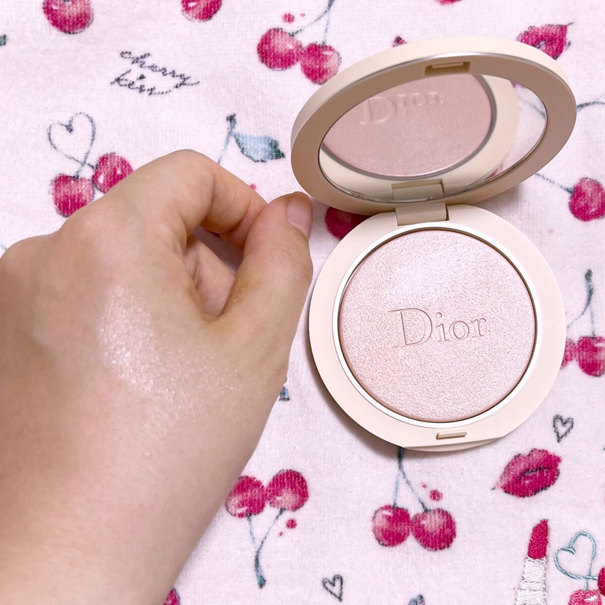 ディオールスキン フォーエヴァー クチュール ルミナイザー/Dior/プレストパウダーを使ったクチコミ(3枚目)