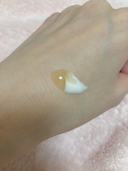 Pigu on LIPS 「クラランスの目もと用美容液サンプル使用です♪目もとの保湿のため..」(2枚目)