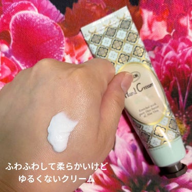 ハンドクリーム ホワイトティー 30ml/SABON/ハンドクリームを使ったクチコミ（2枚目）