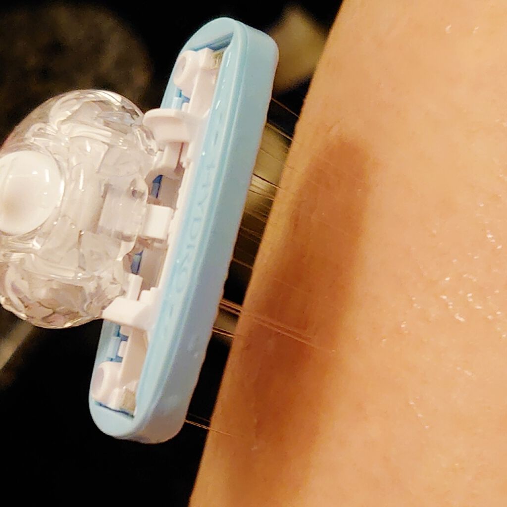 ハイドロシルク ホルダー （刃付き＋替刃１コ）/ハイドロシルク/シェーバーを使ったクチコミ（3枚目）