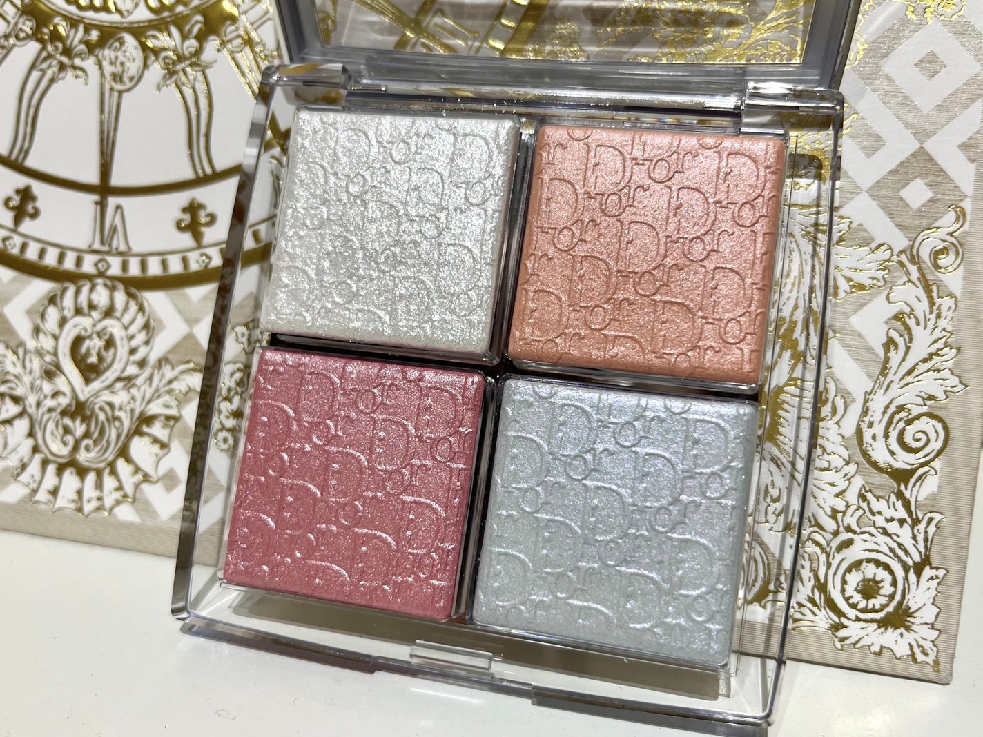 ディオール バックステージ フェイス グロウ パレット/Dior/ハイライトを使ったクチコミ(2枚目)