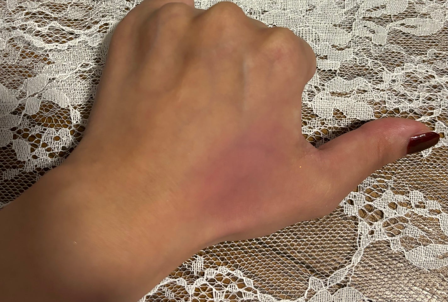 はるか on LIPS 「ジバンシープリズム・アゲイン ブラッシュ貰ったコスメめっちゃ青..」(3枚目)