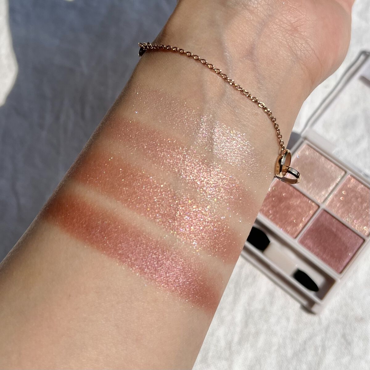 シルキースフレアイズ/キャンメイク/アイシャドウパレットを使ったクチコミ（3枚目）