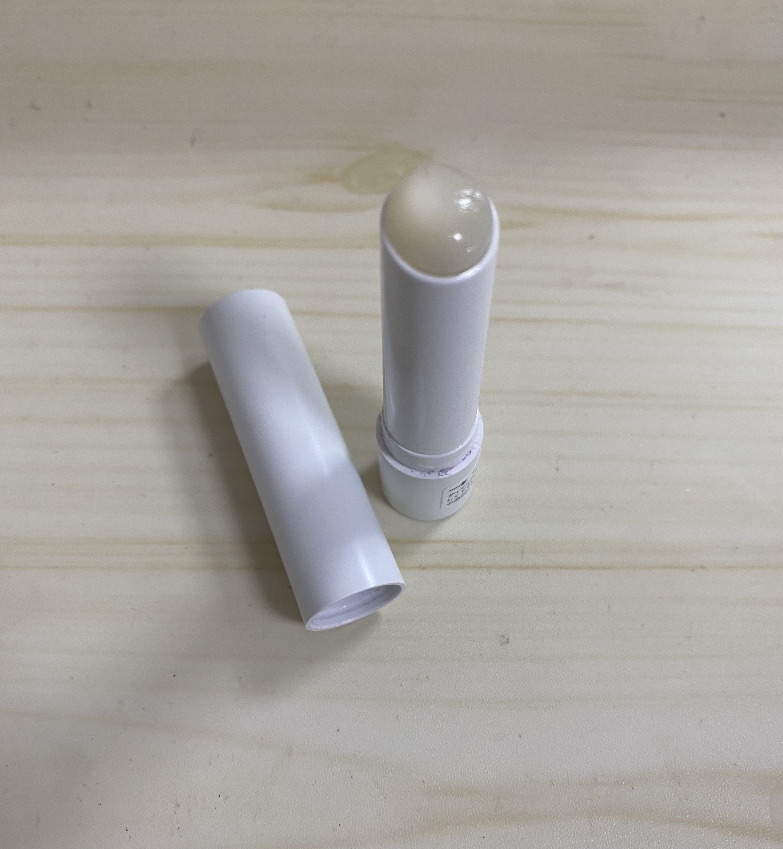 つやぷるリップR 105 すっぴんCLEAR【旧】/b idol/口紅を使ったクチコミ（2枚目）