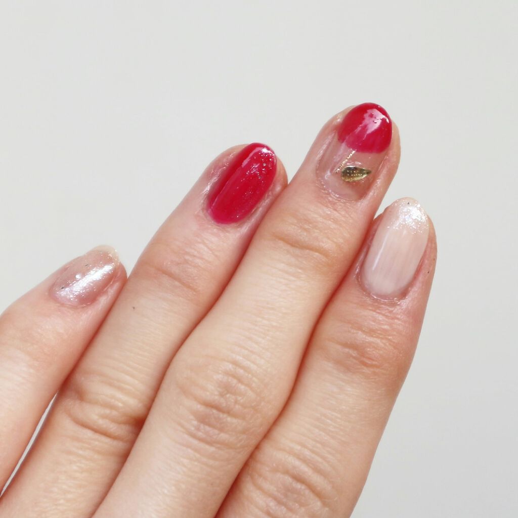 ネイルホリック Juicy color RD405/ネイルホリック/マニキュアを使ったクチコミ（2枚目）