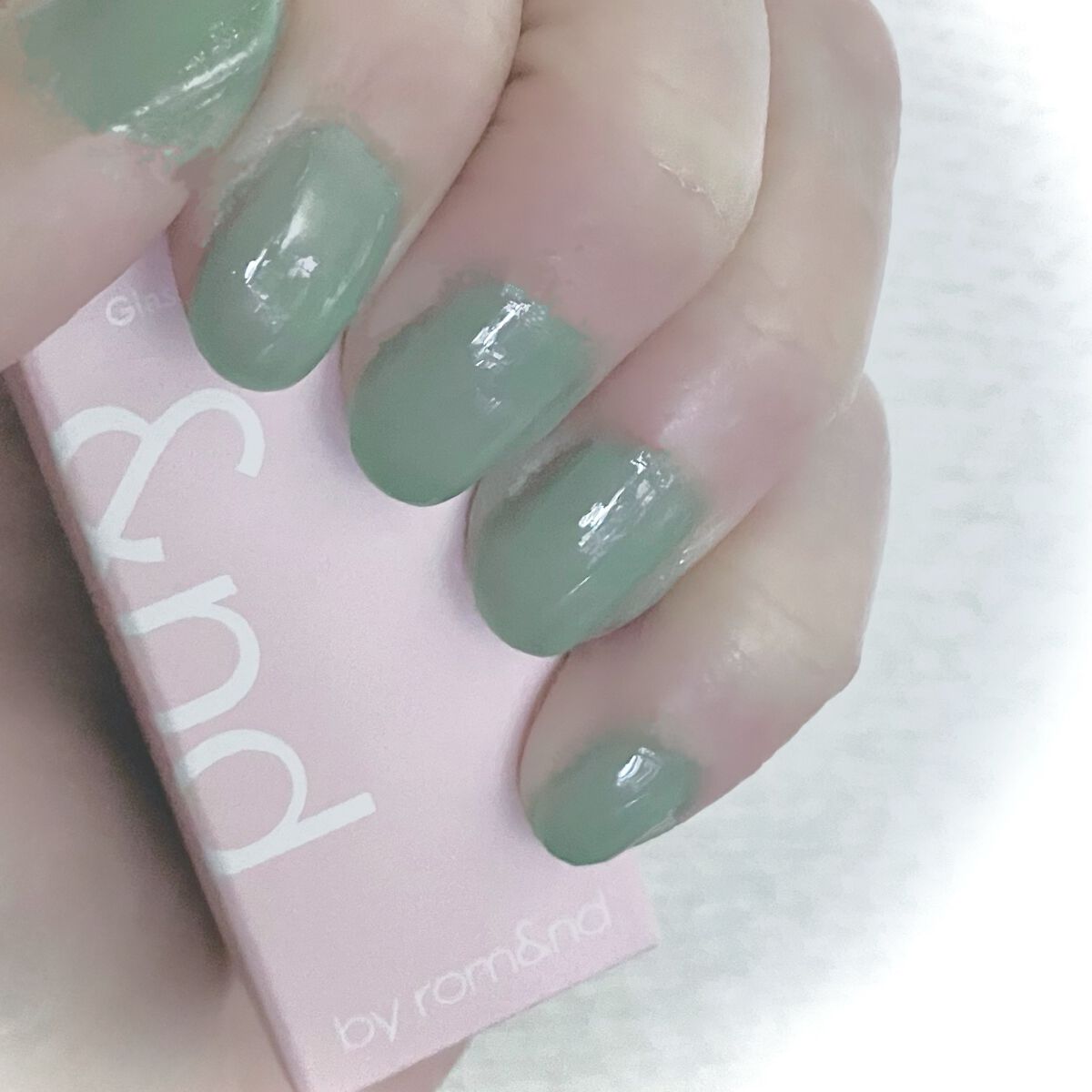 アンドバイロムアンド グラッシードロップネイル/&nd by rom&nd/マニキュアを使ったクチコミ(4枚目)