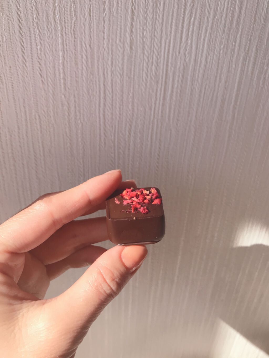 アディクション ザ アイシャドウ マット/ADDICTION/単色アイシャドウを使ったクチコミ(3枚目)