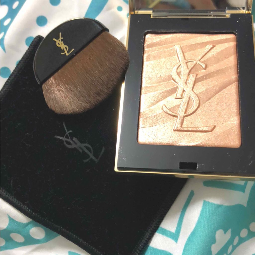 サハリエンヌ フェイスパウダー/YVES SAINT LAURENT BEAUTE/プレストパウダーを使ったクチコミ（1枚目）