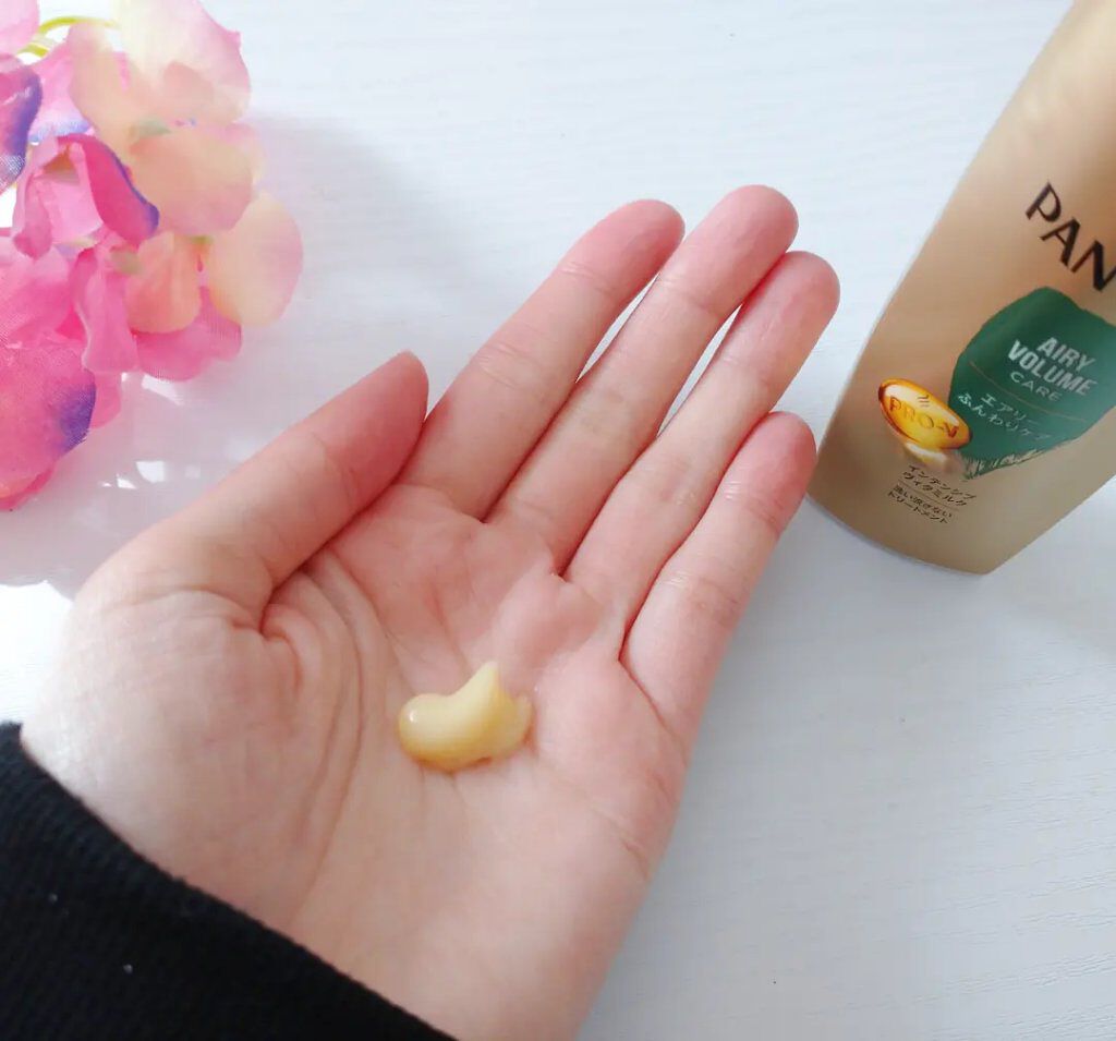 エアリーふんわりケア インテンシブ ヴィタミルク 洗い流さないトリートメント/パンテーン/ヘアミルクを使ったクチコミ（2枚目）