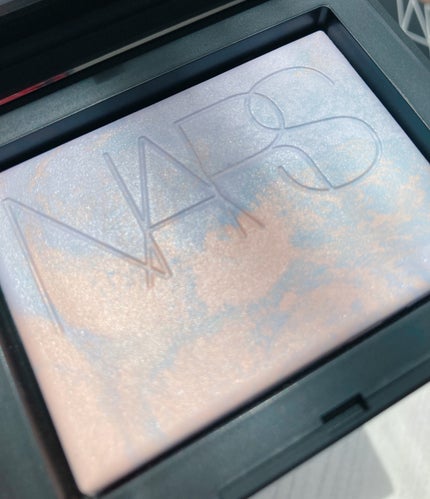 ライトリフレクティング プリズマティックパウダー/NARS/プレストパウダーを使ったクチコミ(2枚目)