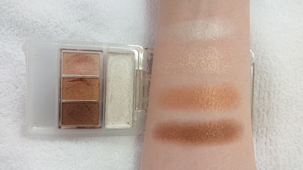 マジョルック(イルミネーター)/MAJOLICA MAJORCA/アイシャドウパレットを使ったクチコミ(3枚目)