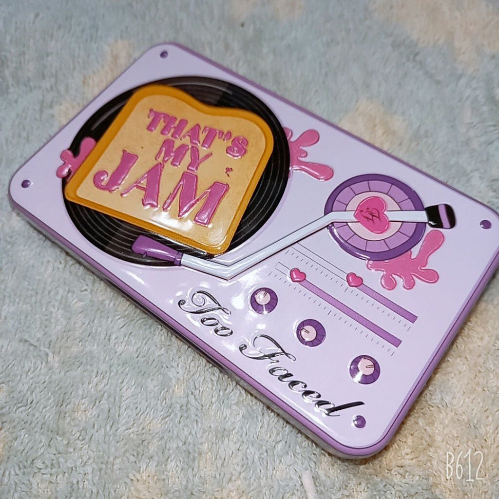 ザッツ マイ ジャム! ミニ アイシャドウ パレット /Too Faced/アイシャドウパレットを使ったクチコミ(2枚目)