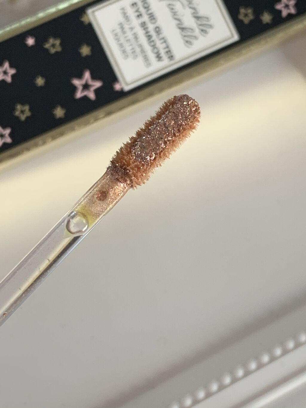 トゥインクル トゥインクル リキッド グリッター アイシャドウ ハニー プリーズ！/Too Faced/グリッターを使ったクチコミ（3枚目）