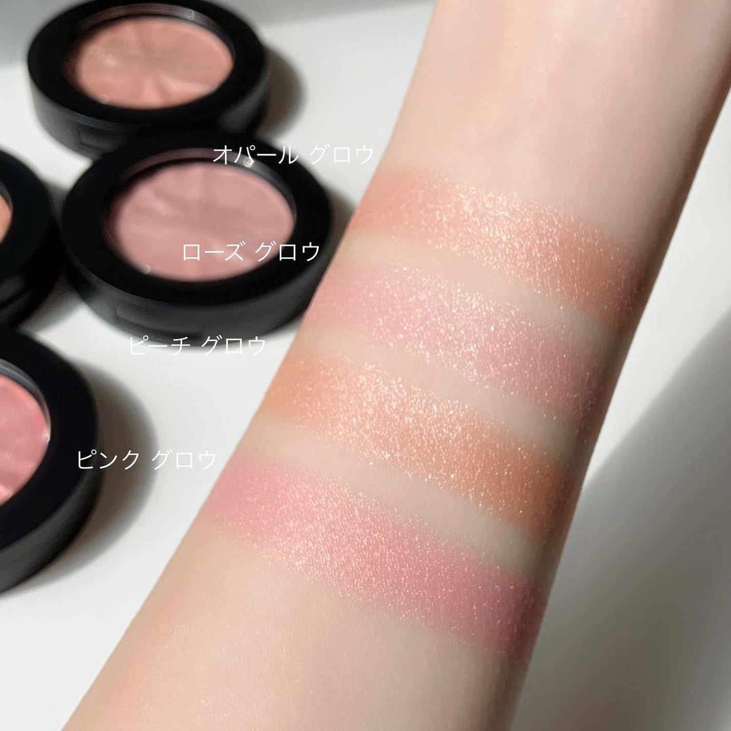 ジェン ヌード ハイライター/bareMinerals/パウダーハイライトを使ったクチコミ(3枚目)