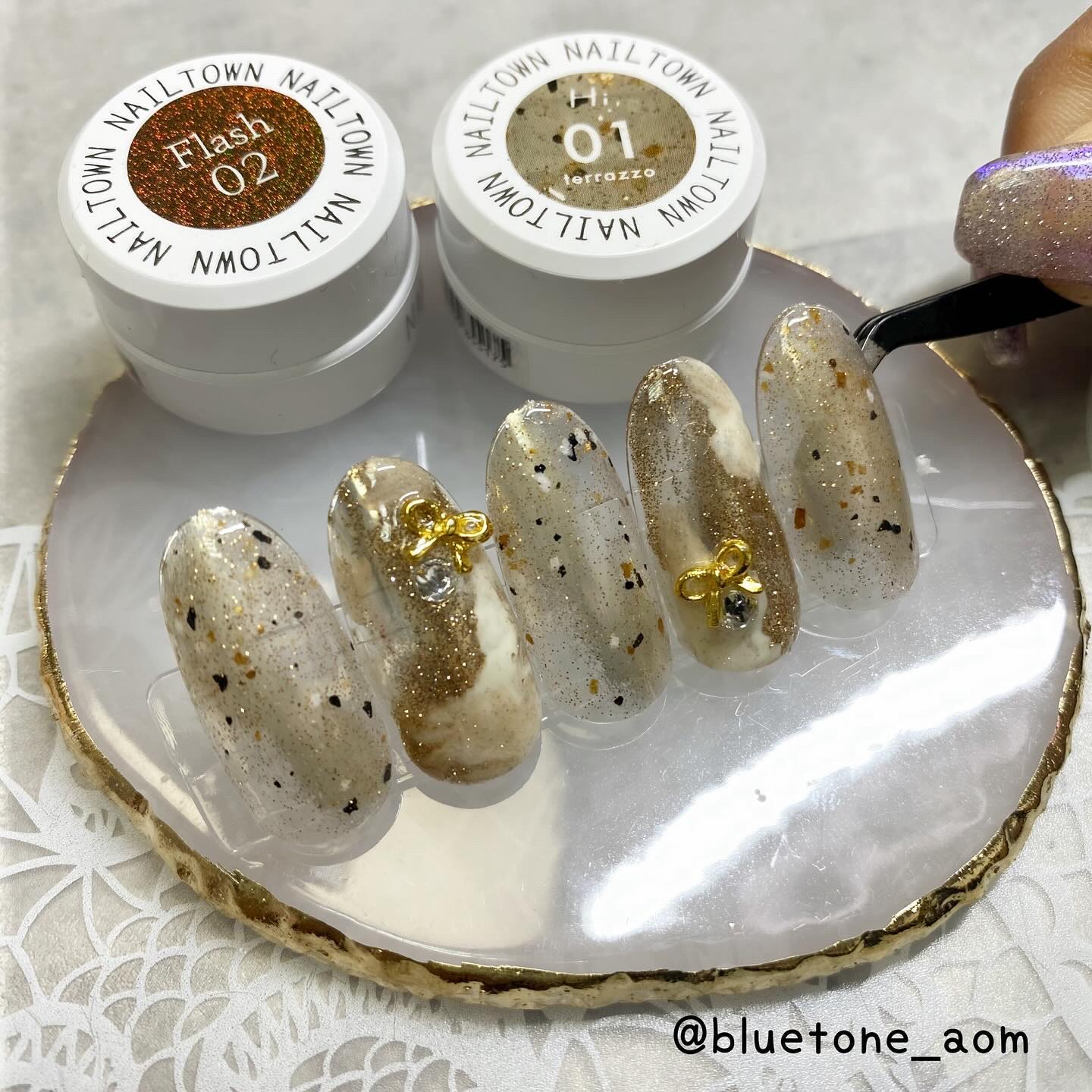 ネイルタウンジェル フラッシュジェル 02 ブラウン/NAILTOWN/ジェルネイルを使ったクチコミ（2枚目）