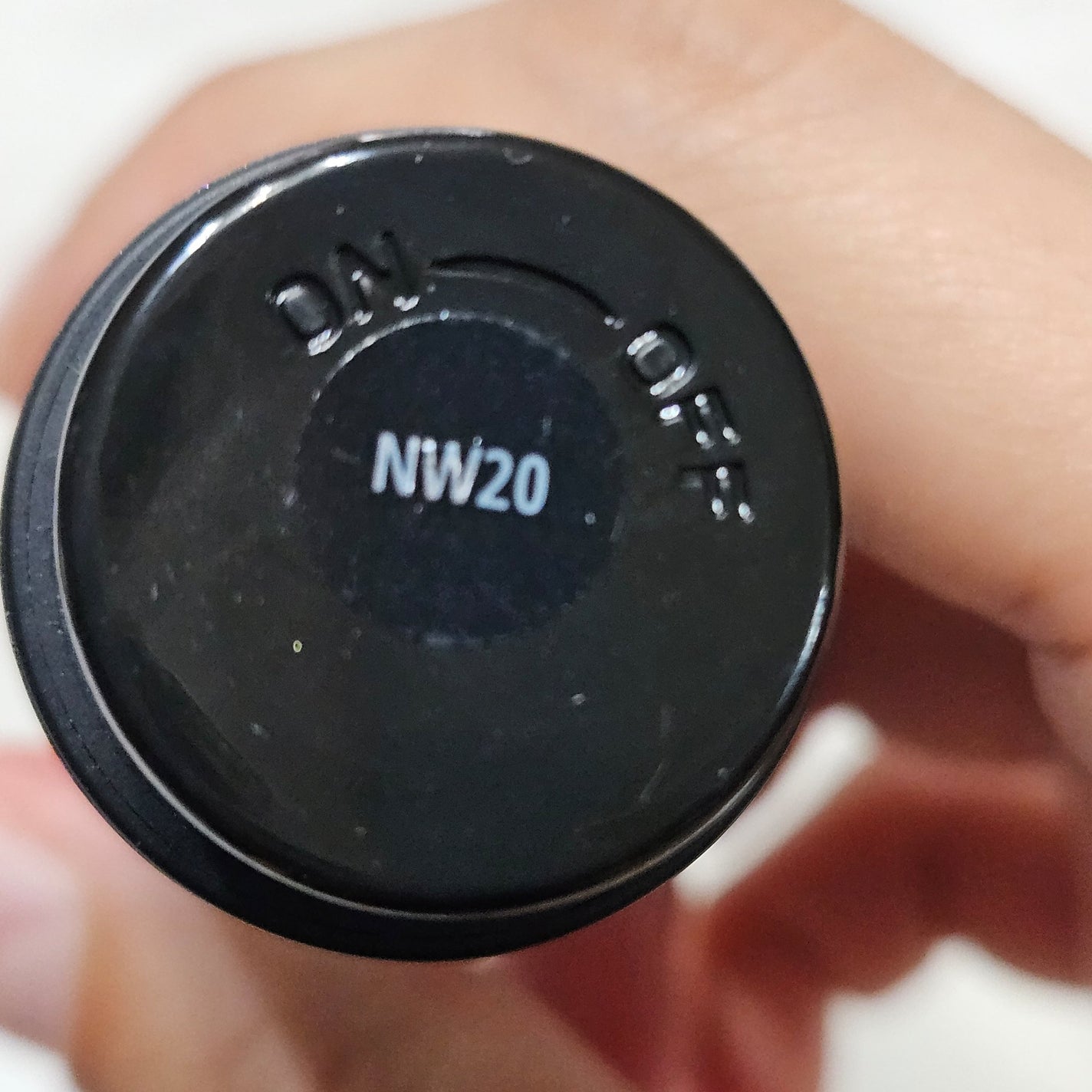 スタジオ フィックス オールオーバー フェイス ペン/M・A・C/リキッドコンシーラーを使ったクチコミ(3枚目)