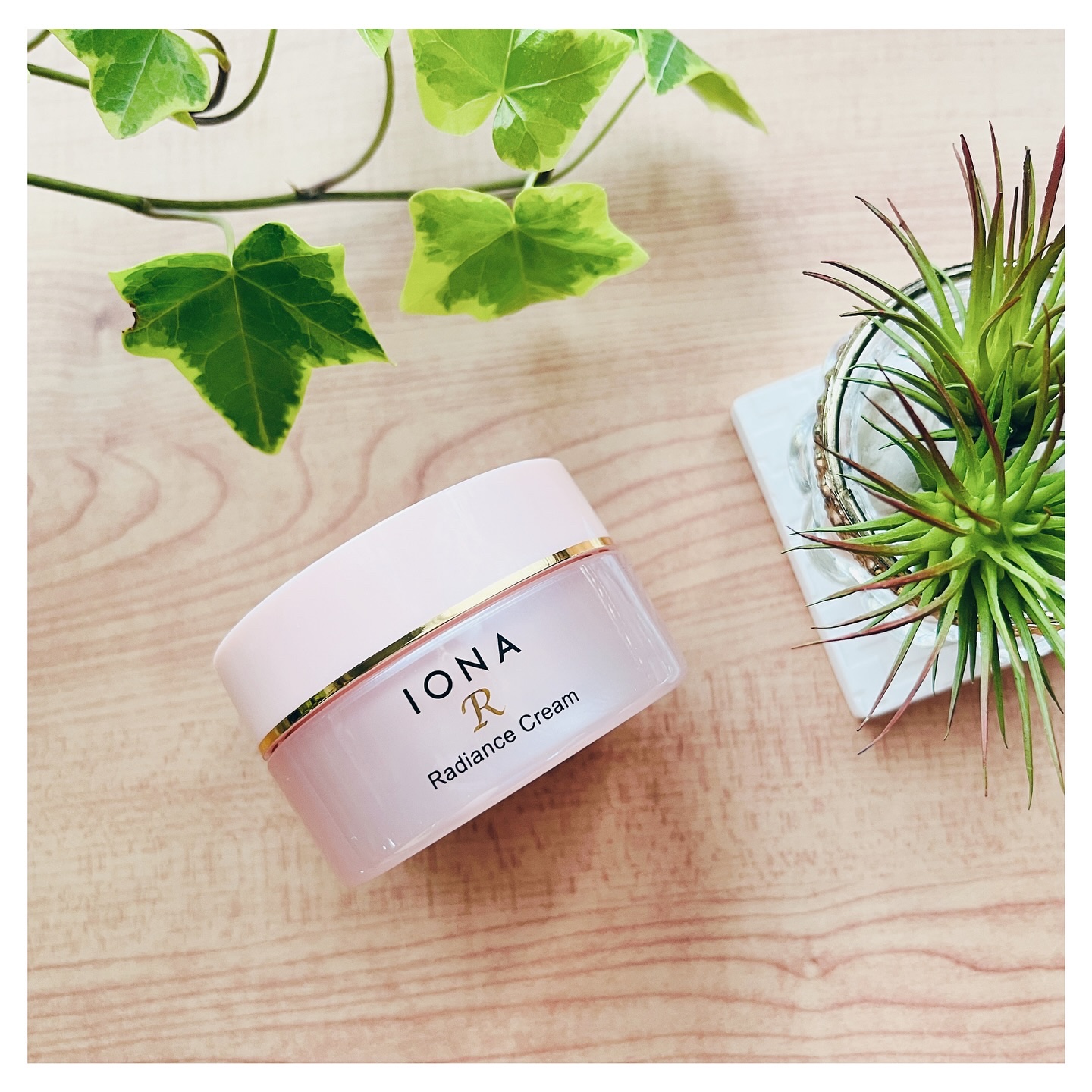 イオナR ラディアンス クリーム/イオナR (イオナアール)/フェイスクリームを使ったクチコミ（1枚目）