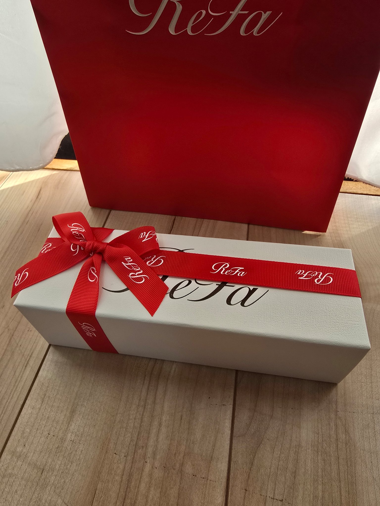 イオンケアブラシプレミアム/ReFa/スカルプブラシを使ったクチコミ（2枚目）