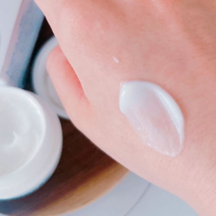 エクストラ モイストクリーム(とてもしっとり)/アルージェ/フェイスクリームを使ったクチコミ(5枚目)