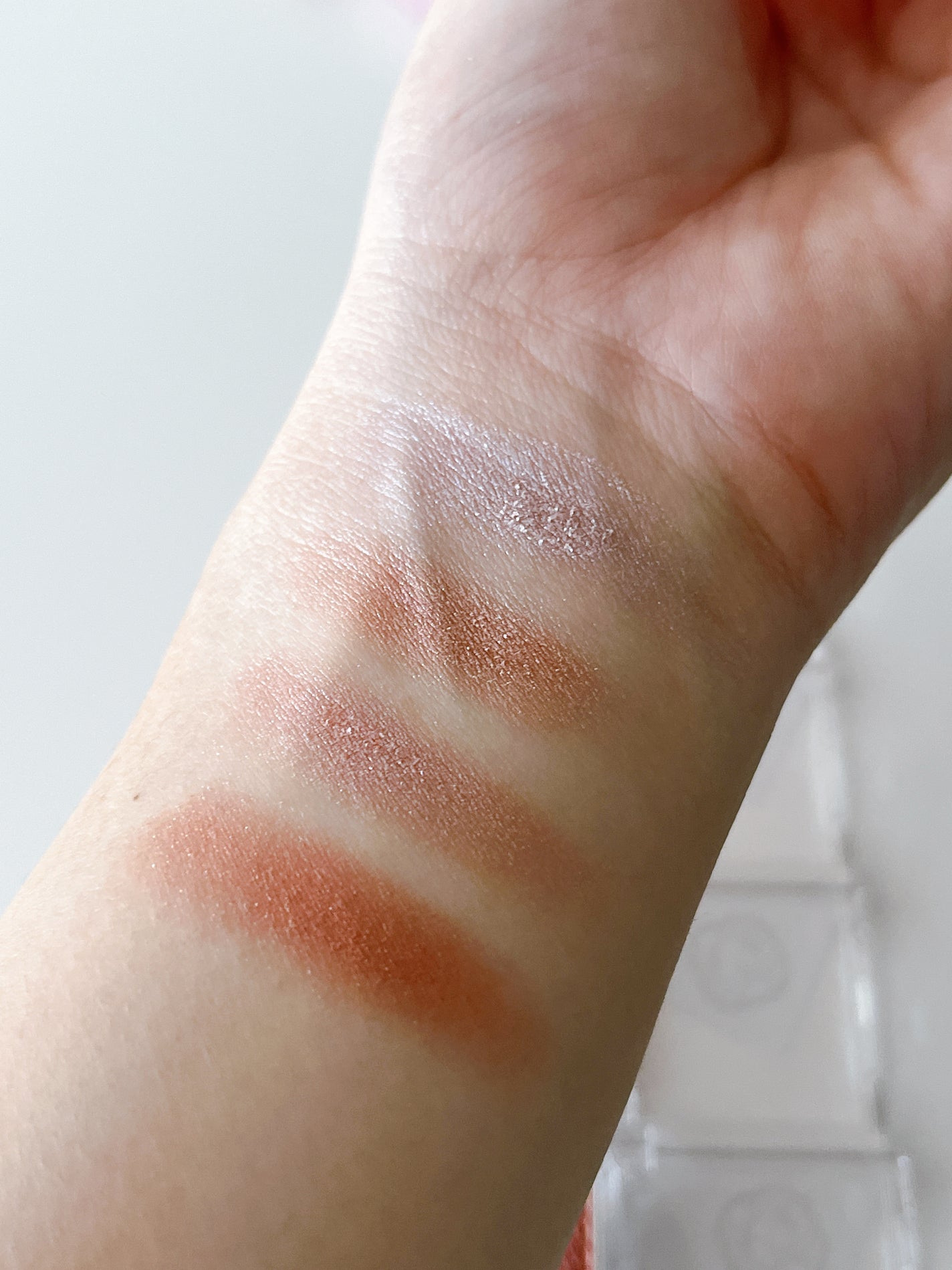 オーラデュウ プリズム イルミネーター ピコ/SHISEIDOザ・メーキャップ/単色アイシャドウを使ったクチコミ(4枚目)