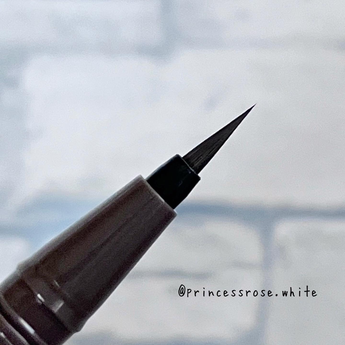 シルキーリキッドアイライナーWP/D-UP/リキッドアイライナーを使ったクチコミ（3枚目）