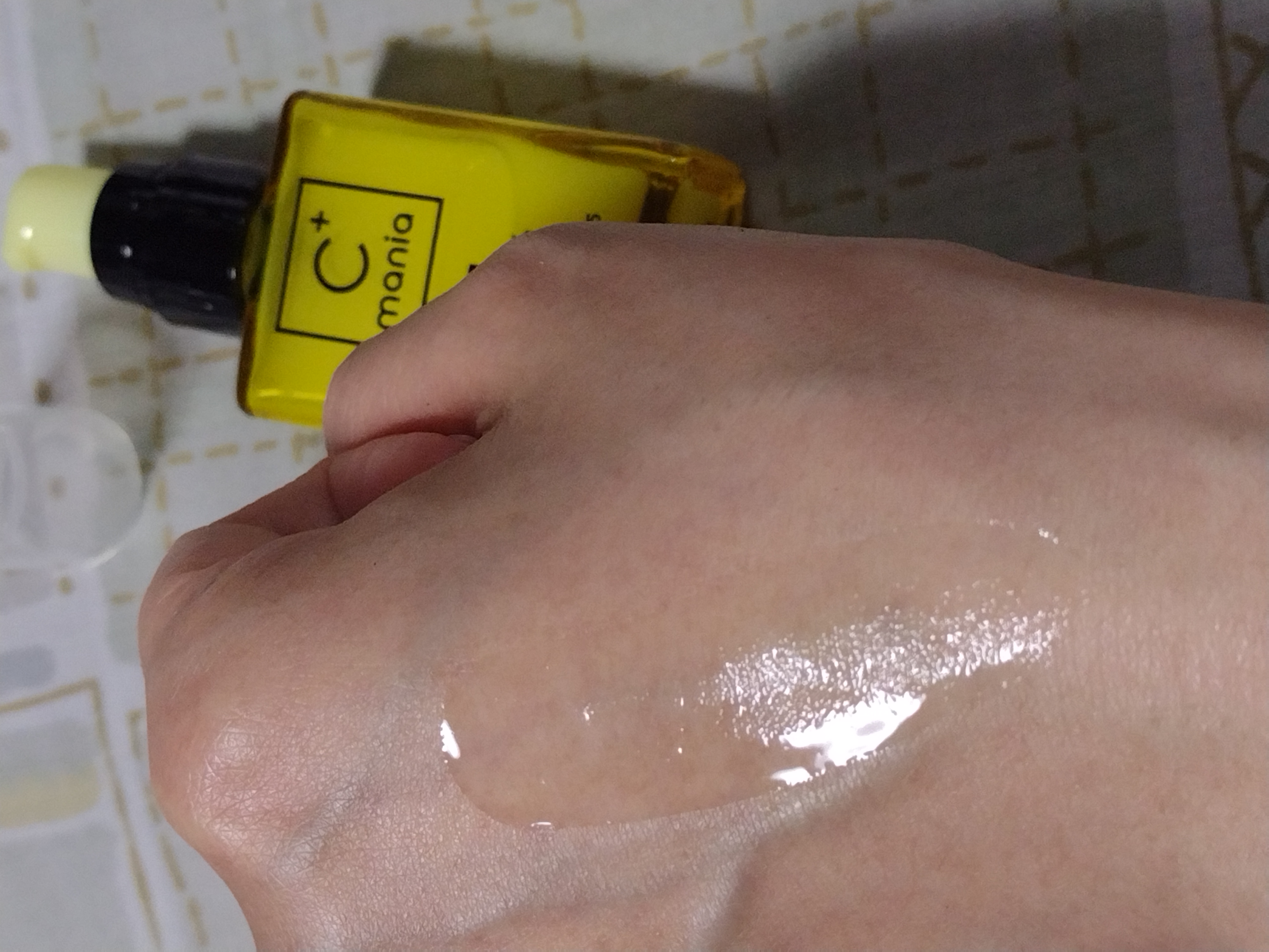 薬用パワーセラムC＋5/C+mania/美容液を使ったクチコミ（3枚目）